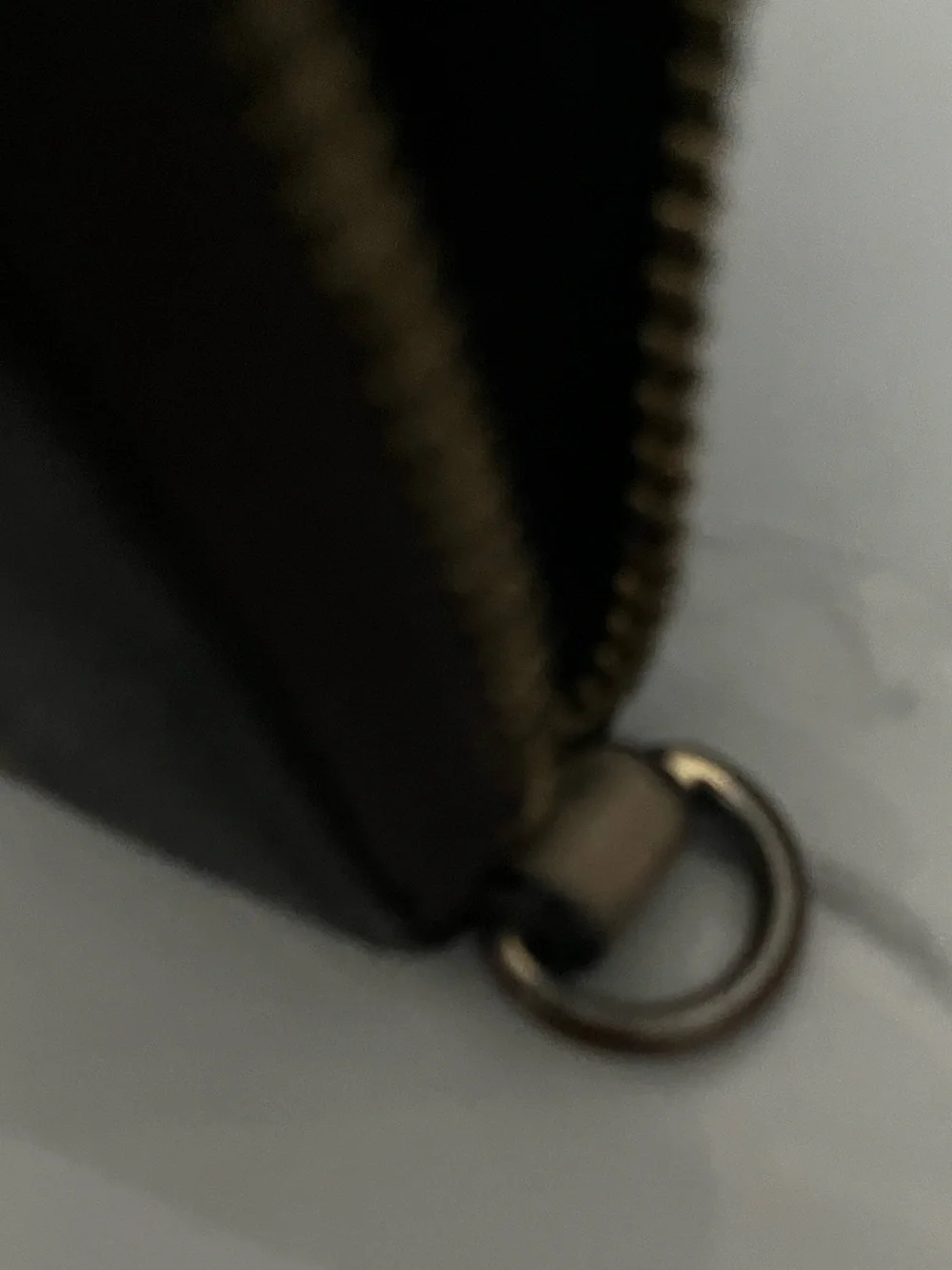 Michael Kors signature mk